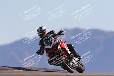 media/Nov-06-2023-Moto Forza (Mon) [[ce023d0744]]/3-Intermediate Group/Session 5 (Turn 9)/